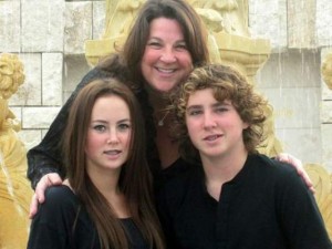 mara steves and her family