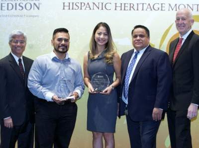 Pedro Pizarro, left, president and CEO of Edison International; José Ruiz, second from left, IHOP franchisee; Elizabeth Resendiz, center, Northgate Markets; Marco Arzola, second from right, Northgate Markets; and R.O. Nichols, right, president of SCE.