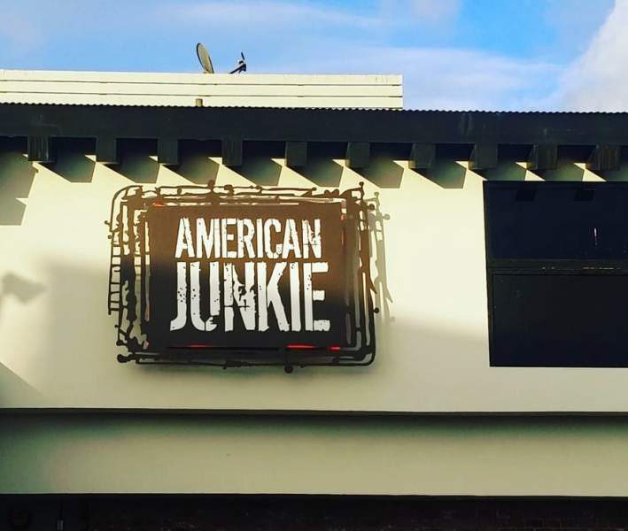 american-junkie-bar